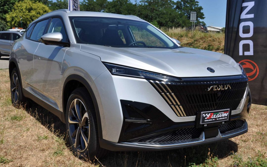 Dongfeng Mage  Mage 1.5 t E2 320T dct