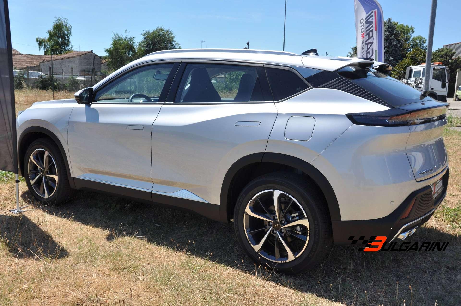 Dongfeng Mage  Mage 1.5 t E2 320T dct