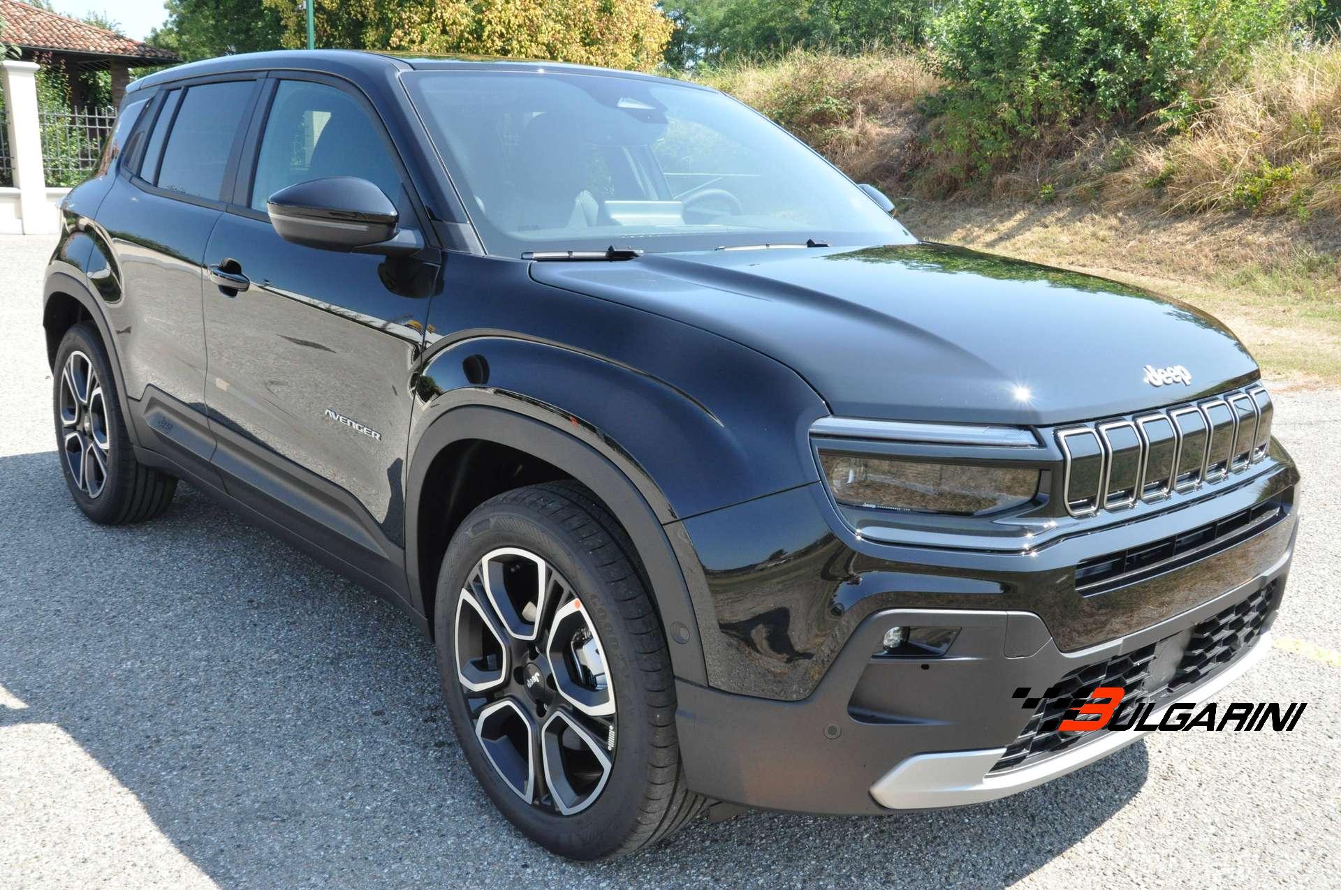 Jeep Avenger  Avenger 1.2 turbo e-hybrid mhev Summit fwd 110cv edct6