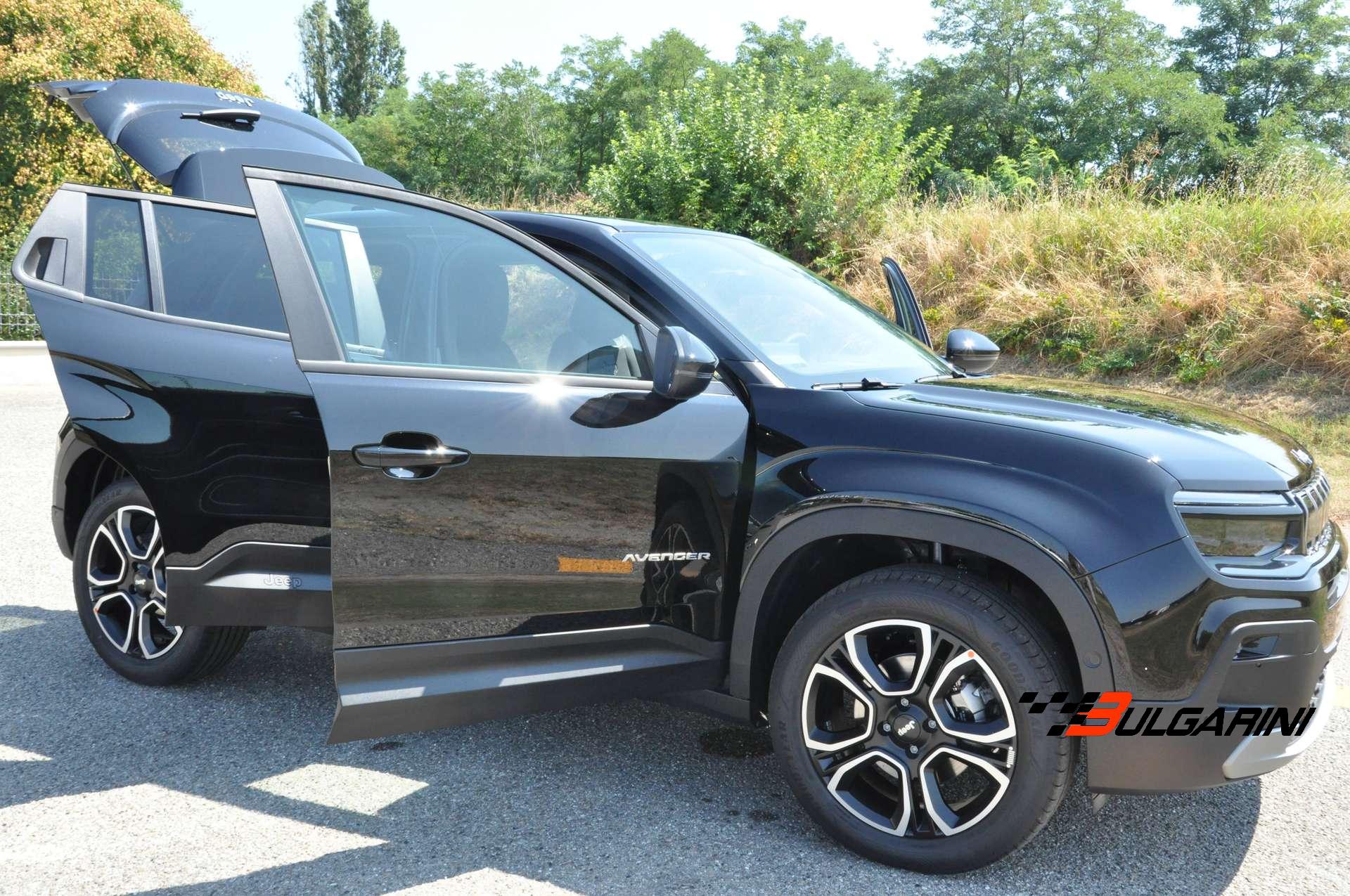 Jeep Avenger  Avenger 1.2 turbo e-hybrid mhev Summit fwd 110cv edct6