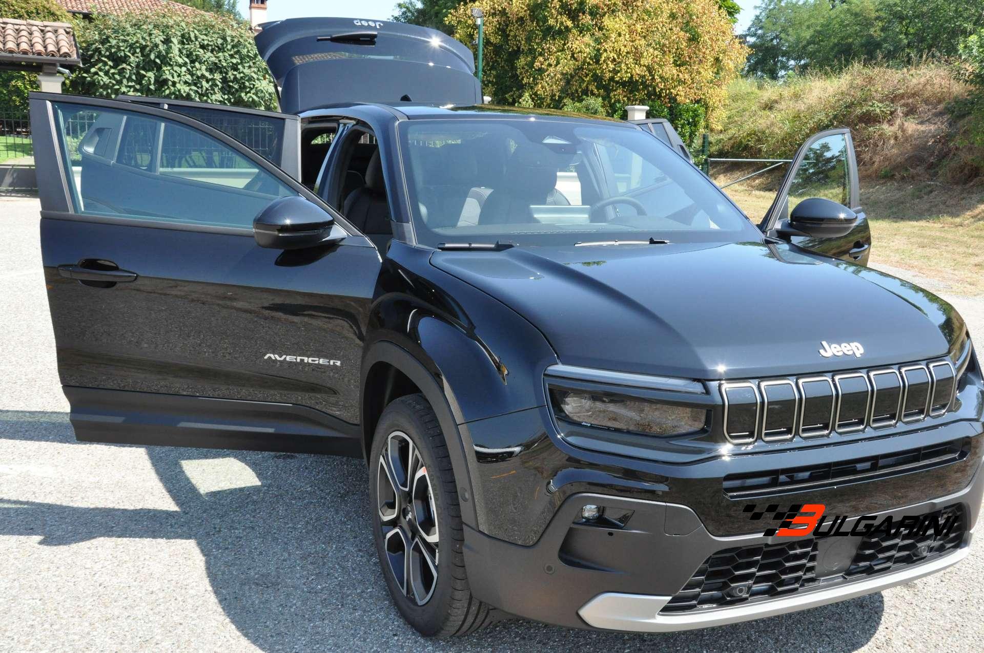 Jeep Avenger  Avenger 1.2 turbo e-hybrid mhev Summit fwd 110cv edct6