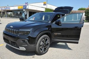 Jeep Avenger  Avenger 1.2 turbo e-hybrid mhev Summit fwd 110cv edct6