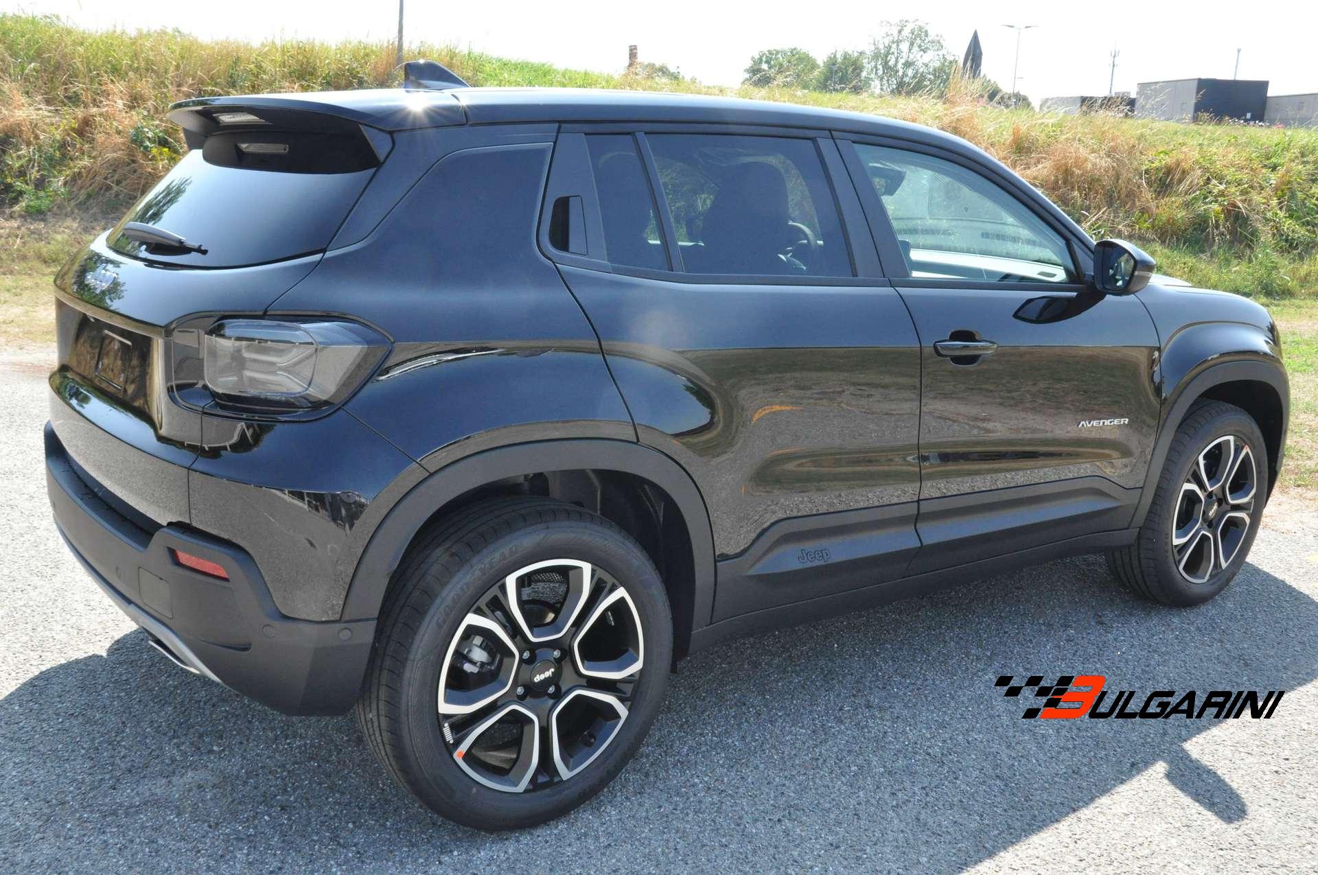 Jeep Avenger  Avenger 1.2 turbo e-hybrid mhev Summit fwd 110cv edct6