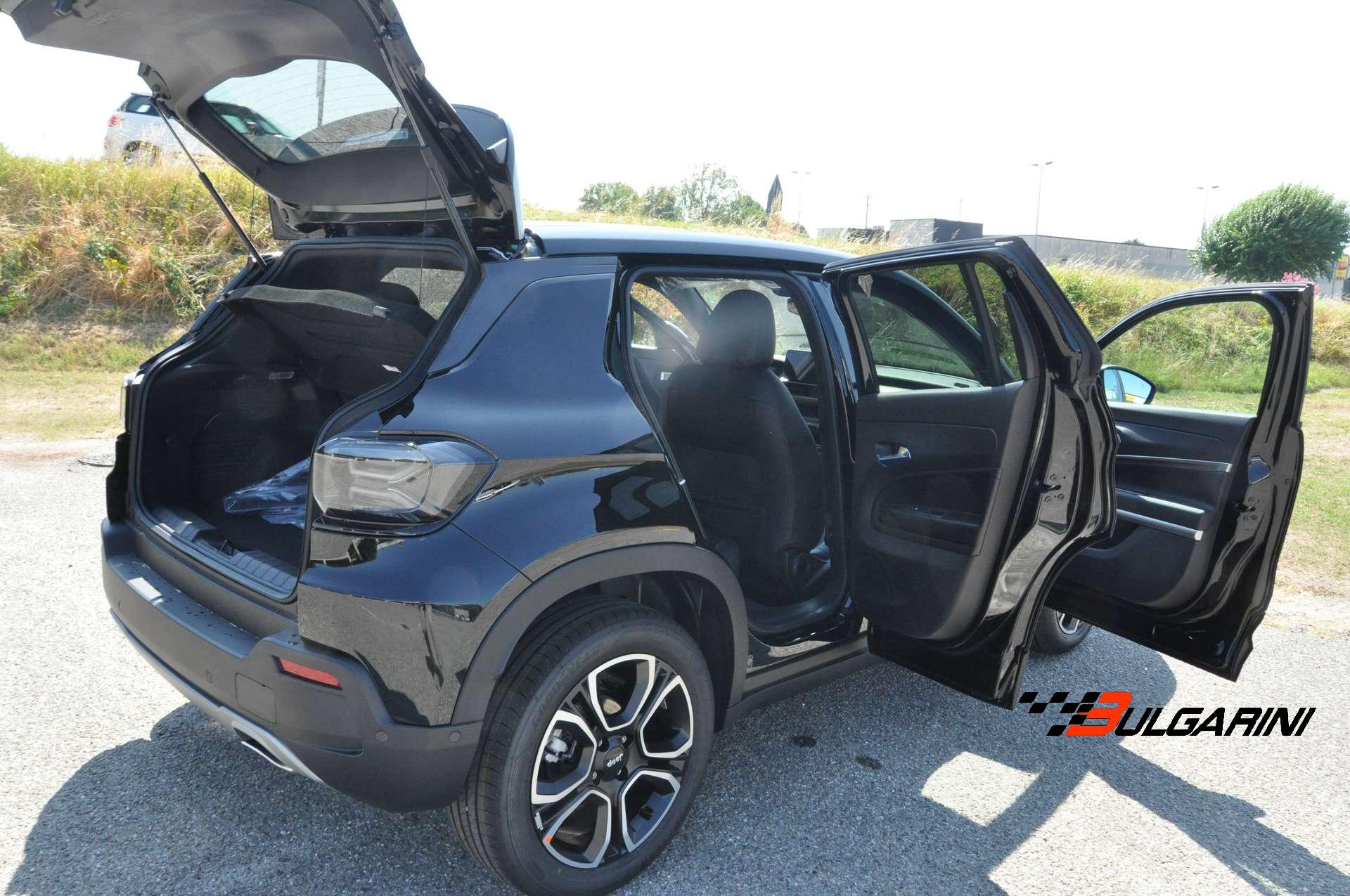 Jeep Avenger  Avenger 1.2 turbo e-hybrid mhev Summit fwd 110cv edct6