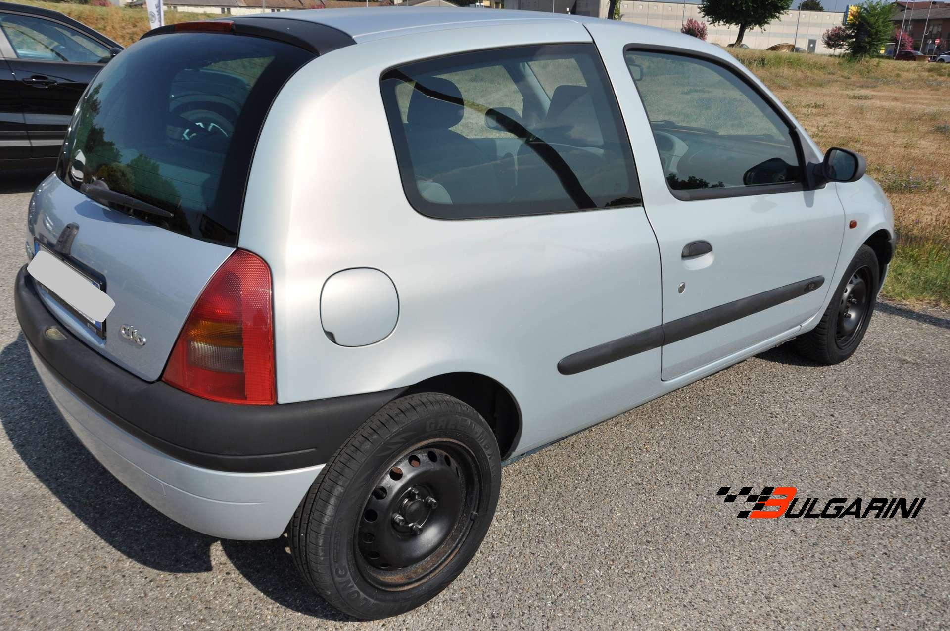 Renault Clio  Clio II 1998 3p 1.2 RXE